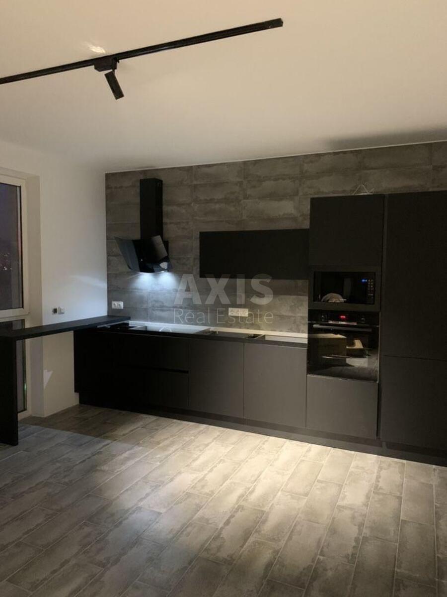 4k apartment vul. Dragomanova 17