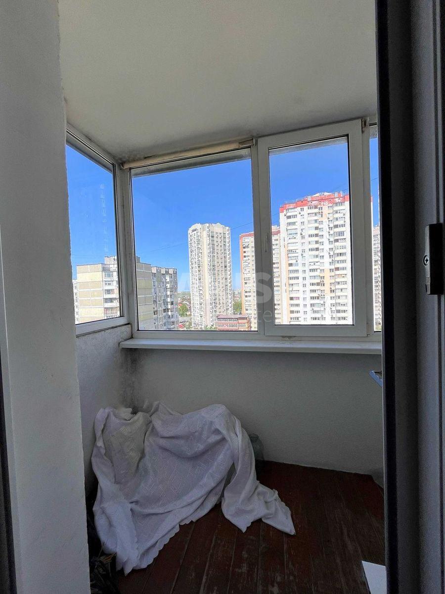 3k apartment vul. Lavruhina Mykoly 116