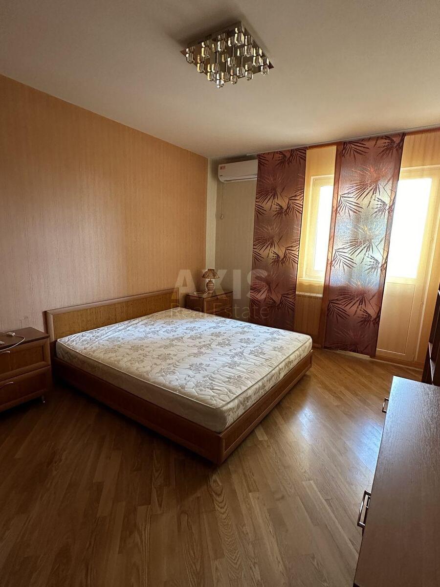 3k apartment vul. Pushynoi' Feodory 197