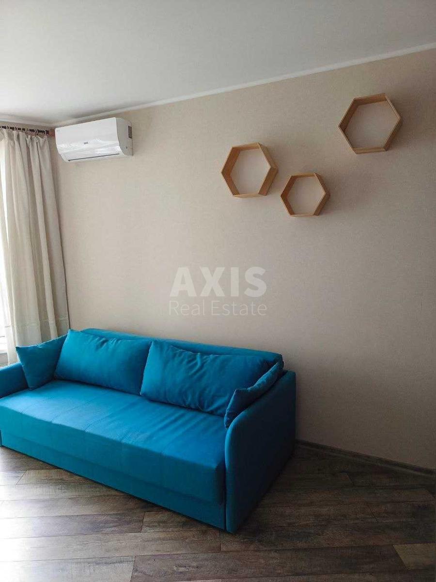 1k apartment vul. Zarichna 11