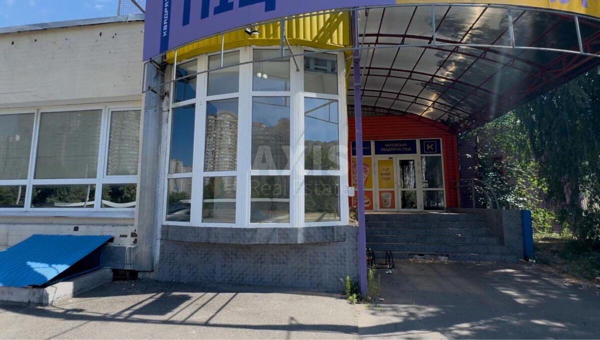 Trade object vul. Ahmatovoi' Anny 15/27, 214m25857710