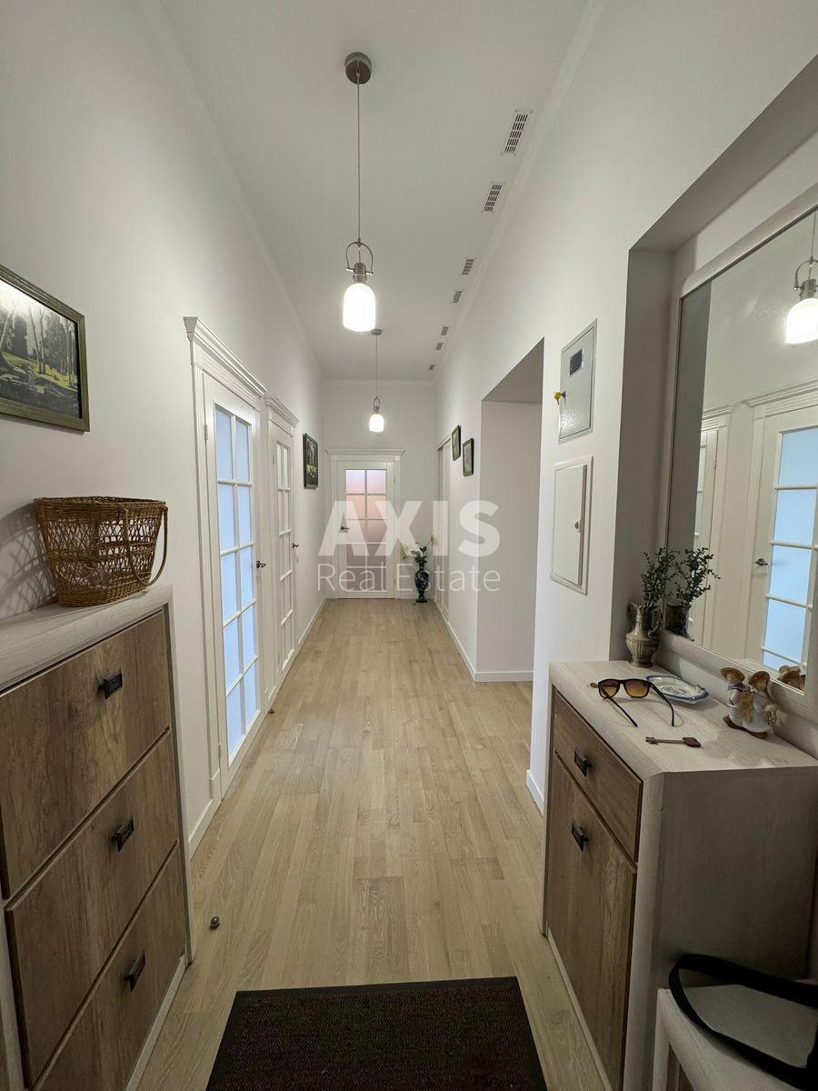 4k apartment vul. Kost'ol'na 155787711