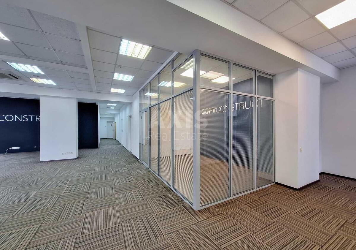 Office vul. Pymonenka Mykoly 13, 344m20