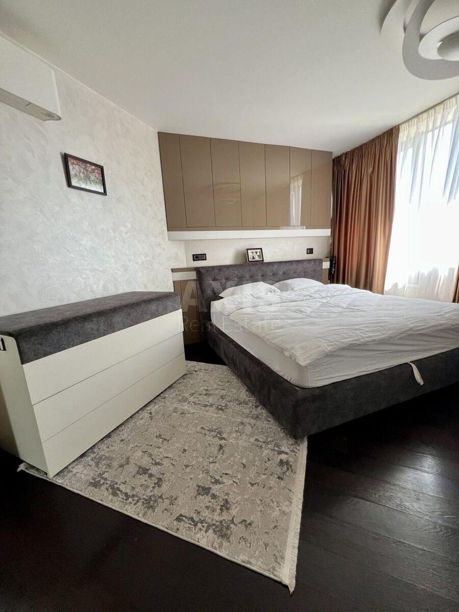 3к квартира ул. Вышгородская 452