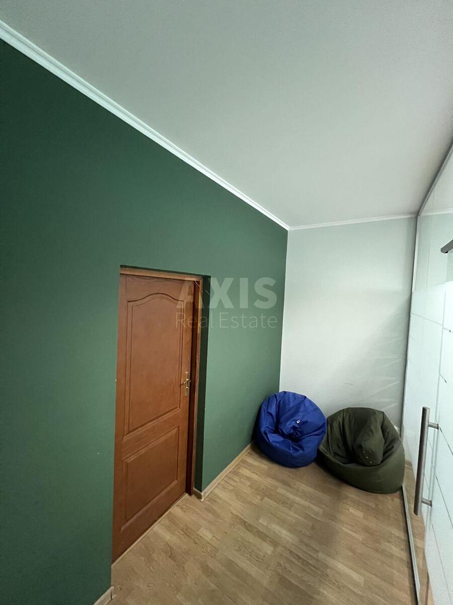 Office vul. Rustaveli Shota 44, 80m27