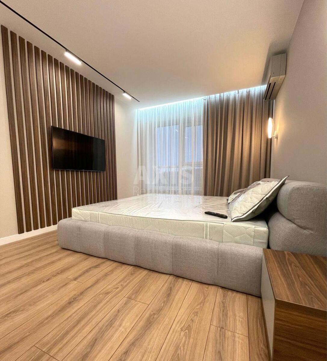 3k apartment vul. Antonovycha 109570992