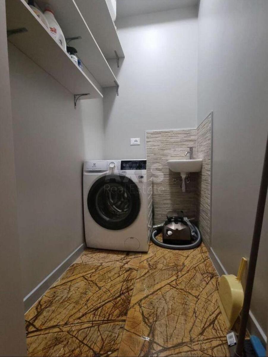 3k apartment vul. Jevgena Konoval'cja 32Г6060518