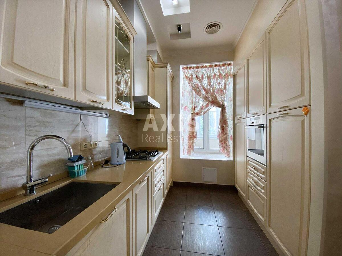 4k apartment vul. Jaroslaviv Val 14Г563856