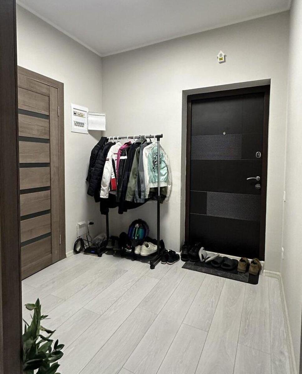 1k apartment vul. Krams'kogo Ivana 10Л4