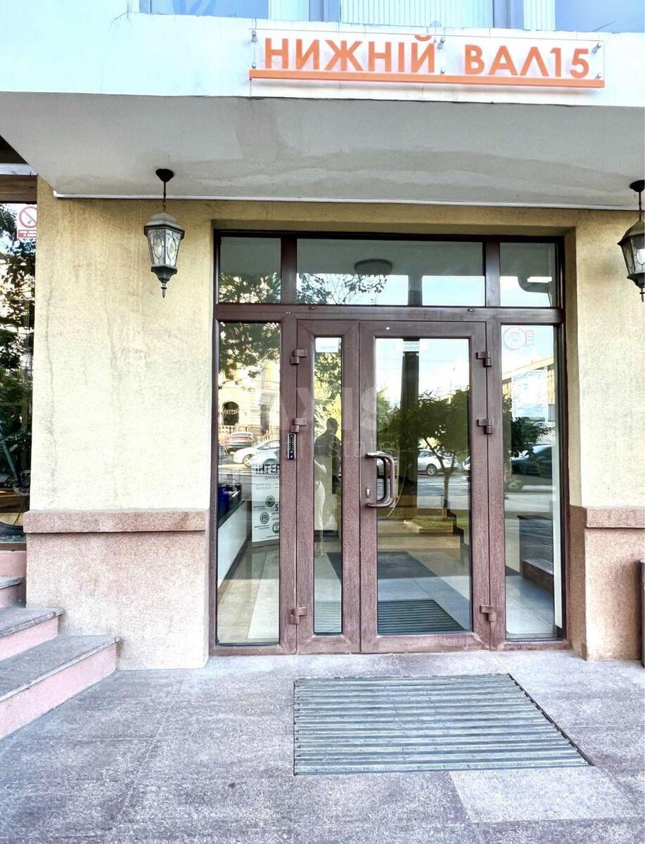 Office vul. Nyzhnij Val 15, 101m26