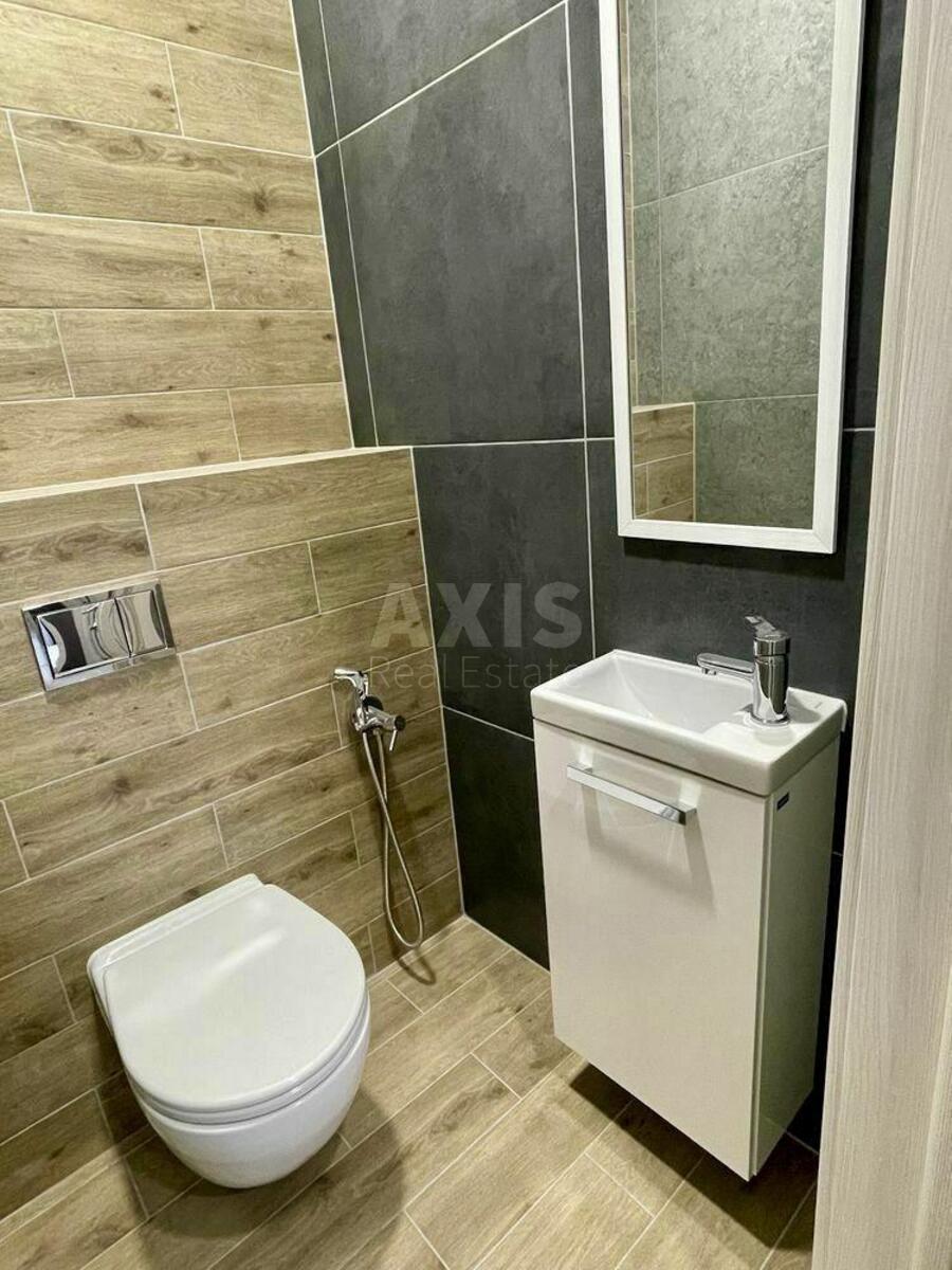 2k apartment vul. Gulaka Mykoly 4623778