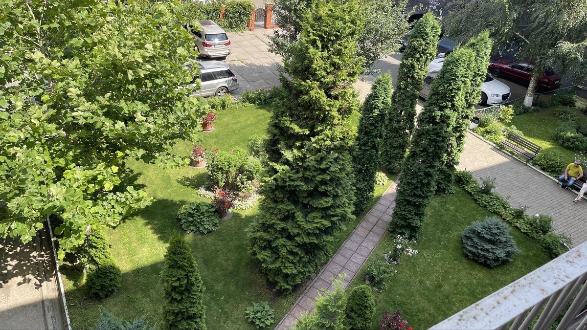 Office vul. Mezhygirs'ka 5, 125m2575868