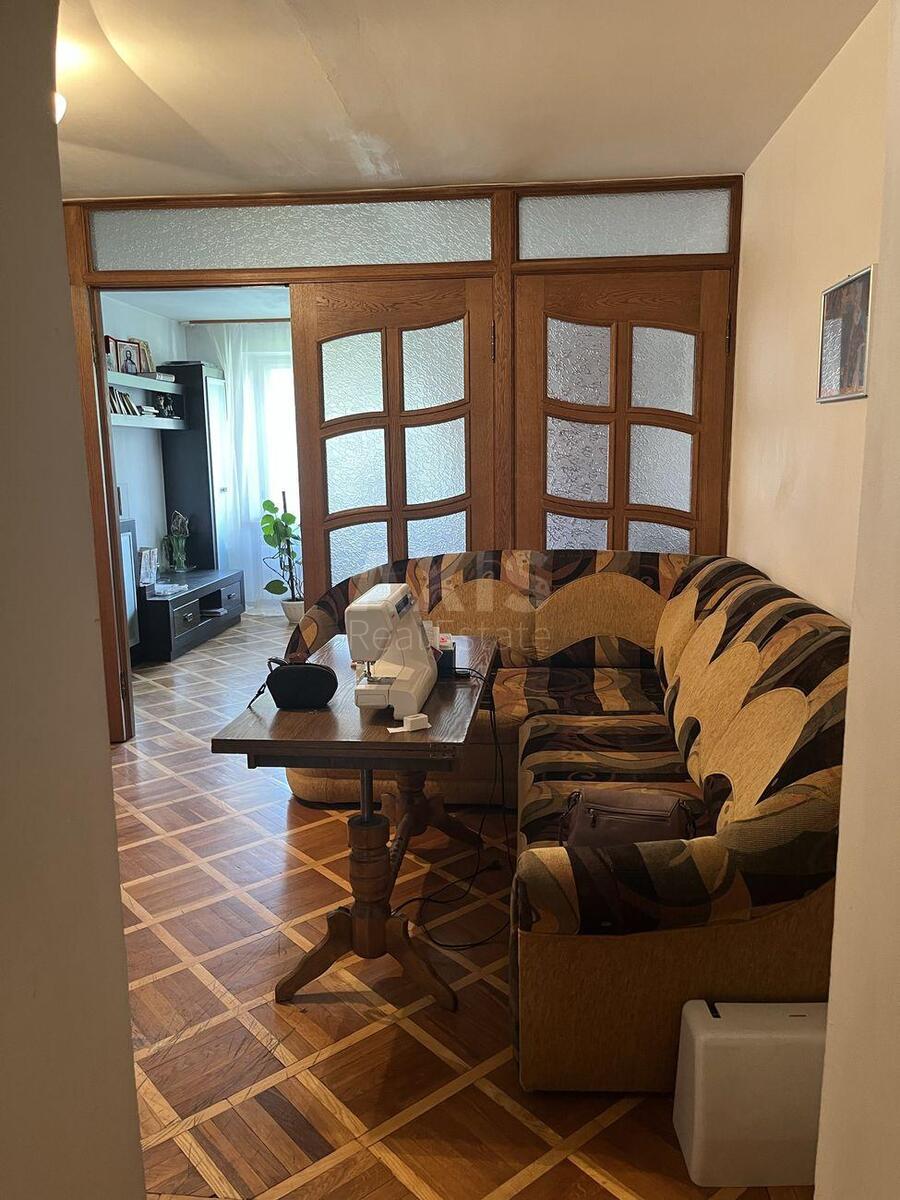 3к квартира ул. Ахматовой Анны 3А576093