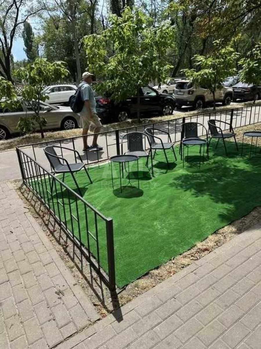 Trade object vul. Lebedjeva Mykoly 4/39, 20m2621658