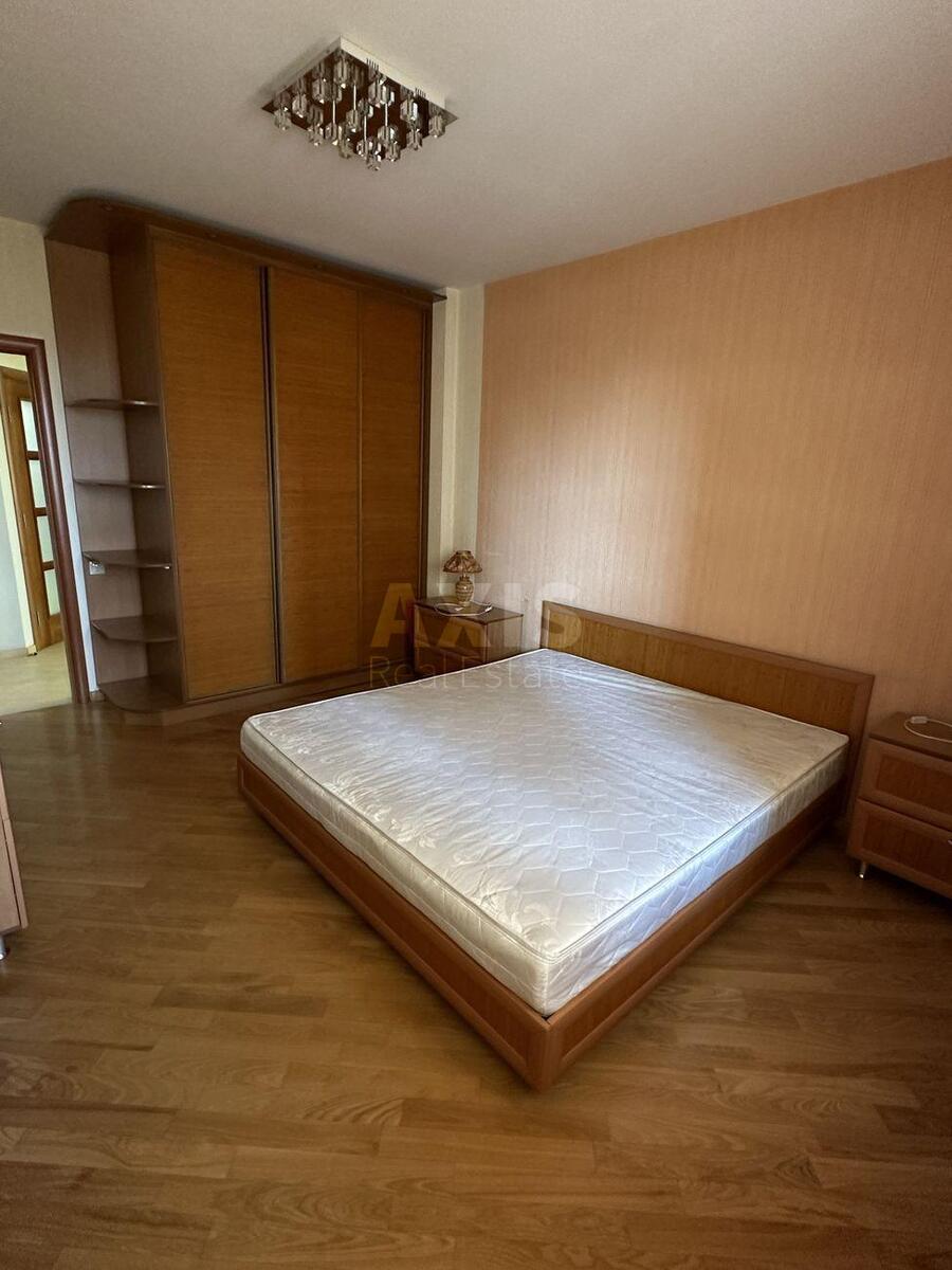 3k apartment vul. Pushynoi' Feodory 198
