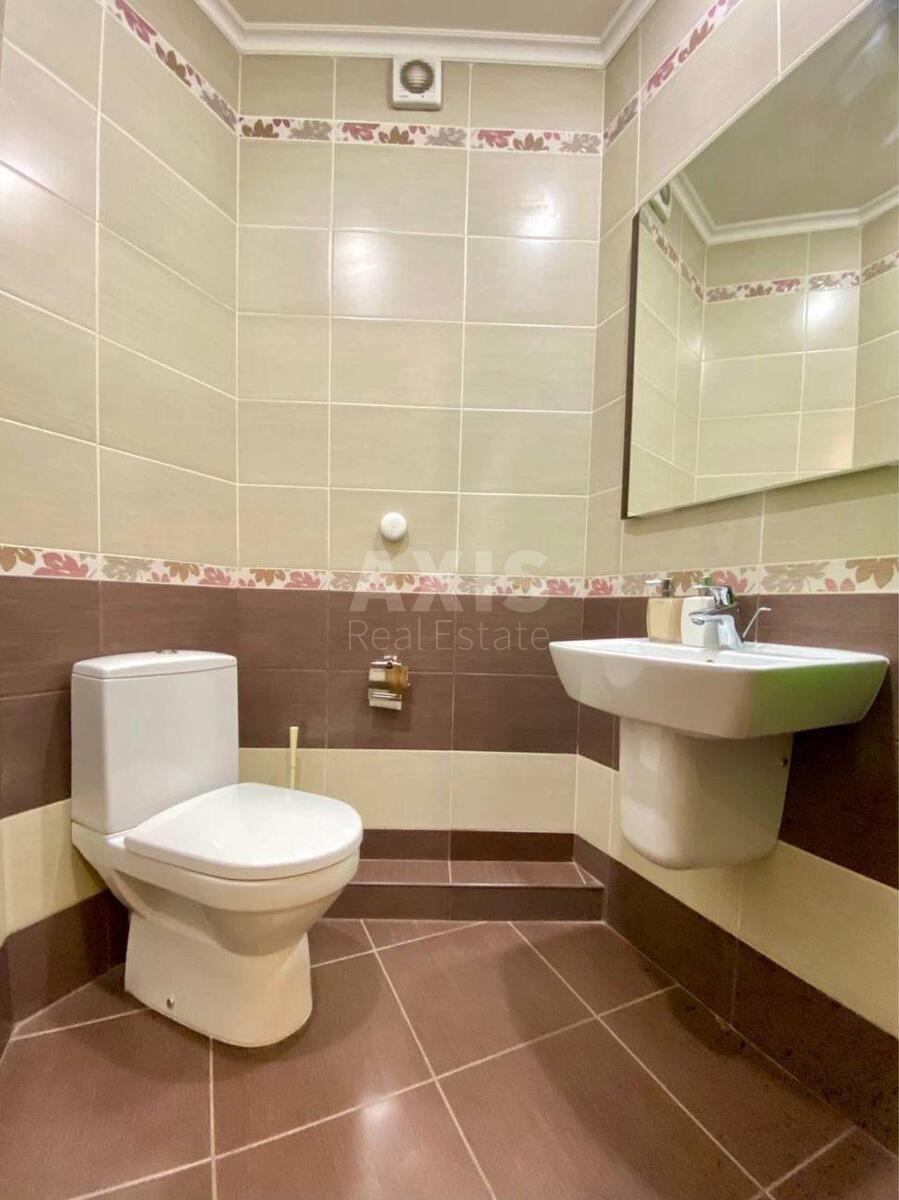 3к квартира ул. Ахматовой Анны 319