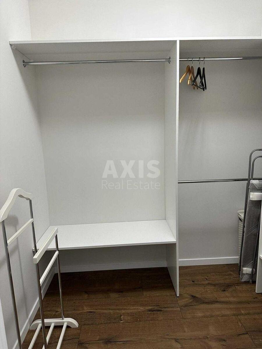 1k apartment vul. Barbjusa Anri 52/18