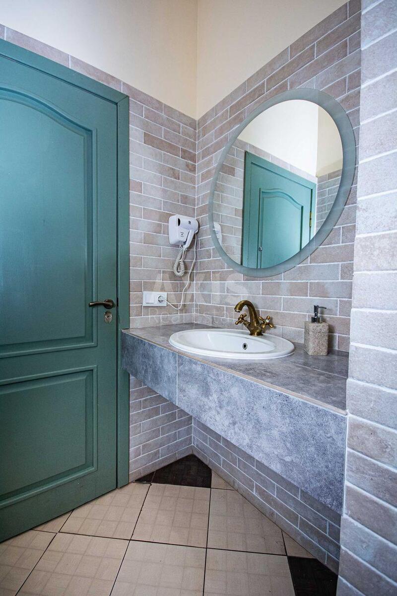 Trade object vul. Saksagans'kogo 147/5, 77m2626955