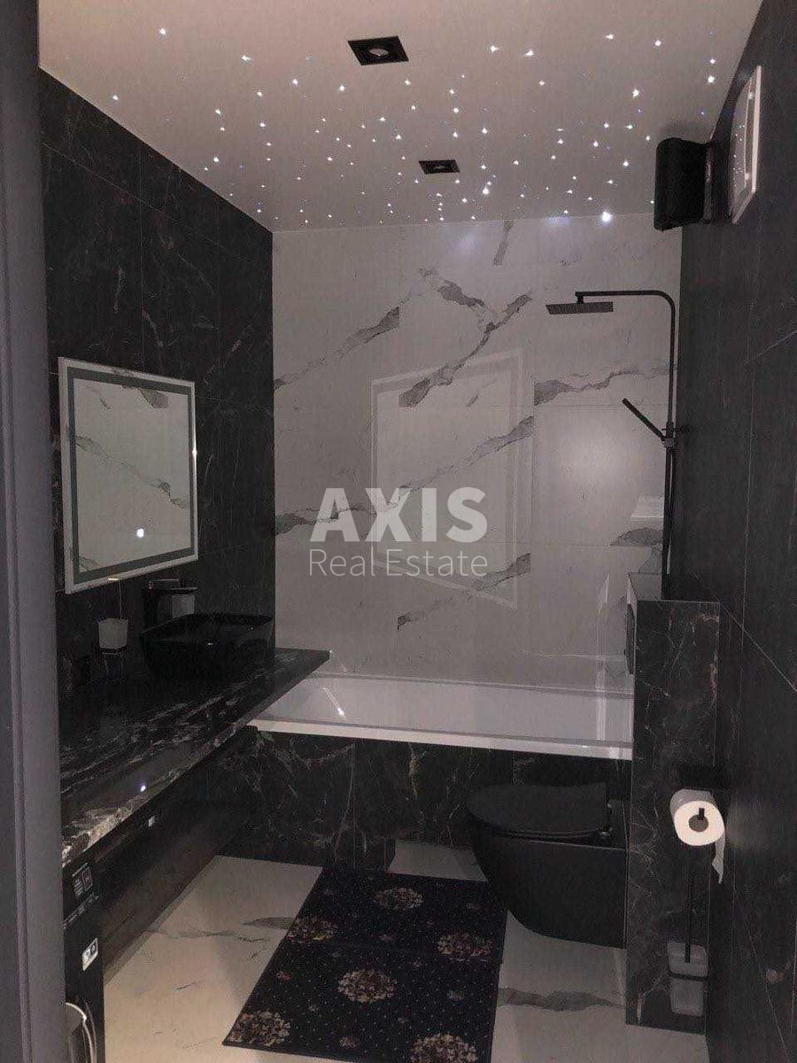 2k apartment vul. Sverstjuka Jevgena 44