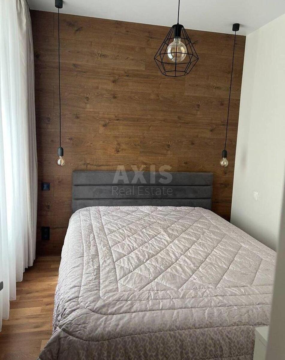 1k apartment vul. Glybochyc'ka 13/53