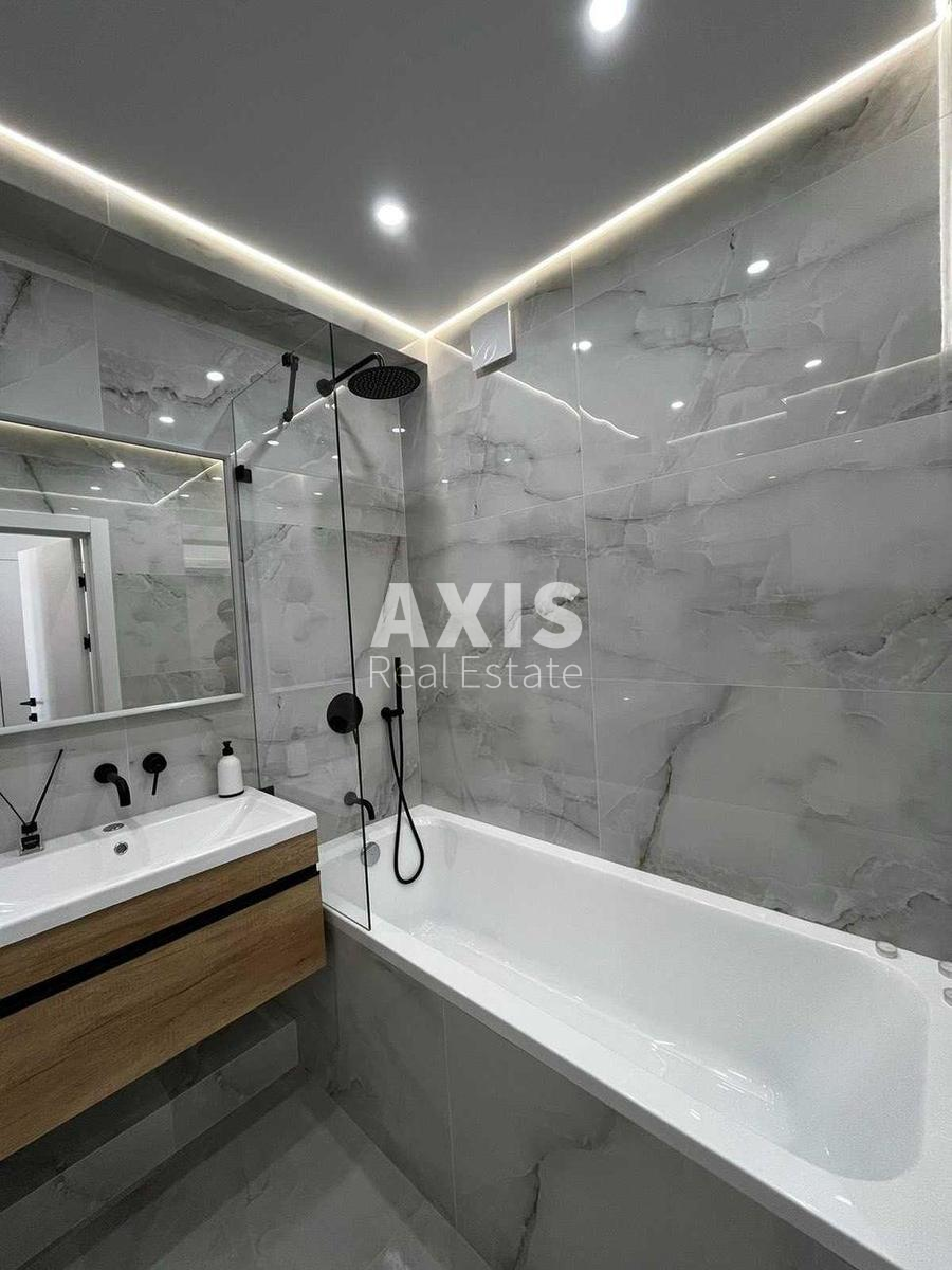 1k apartment vul. Myhajla Maksymovycha 2410