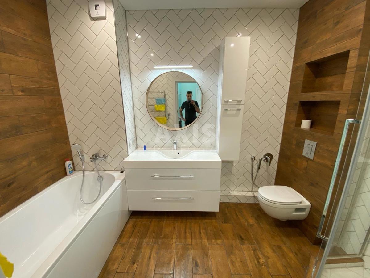 3k apartment vul. Revuc'kogo 408