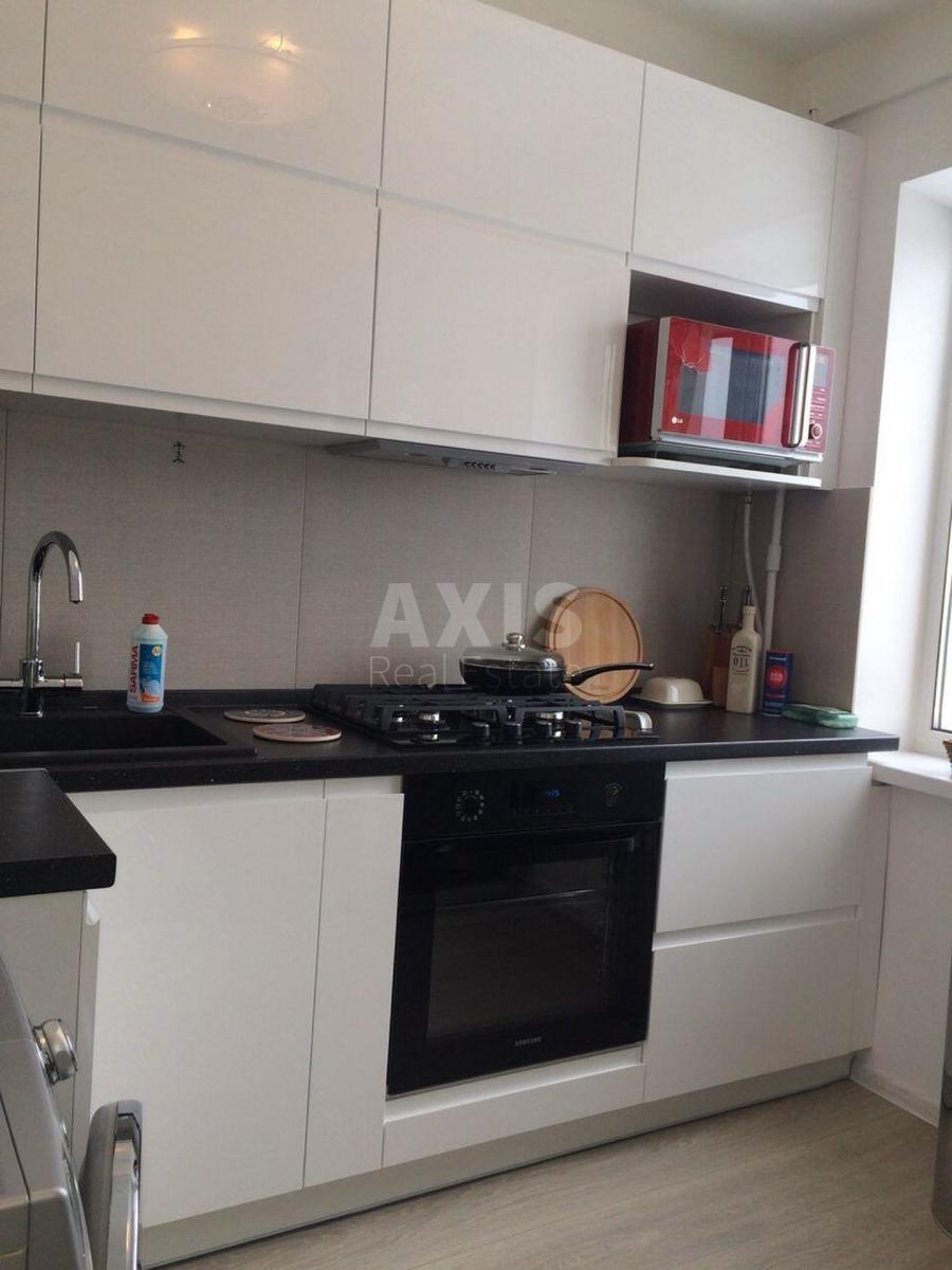 2k apartment vul. Bereznjakivs'ka 204
