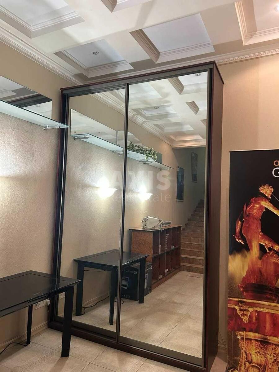 Office vul. Hreshhatyk 25, 100m2640992