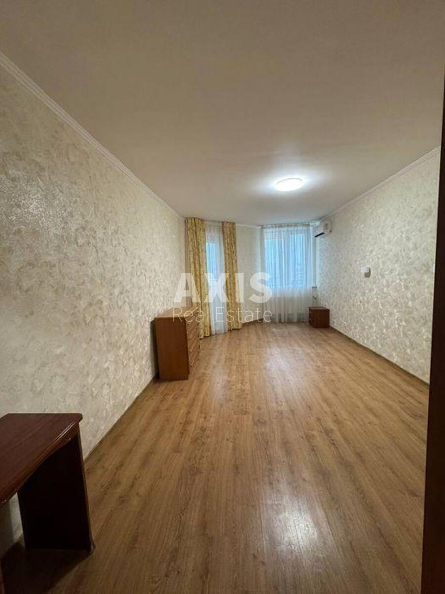 3k apartment vul. Geroi'v Oborony 10а7
