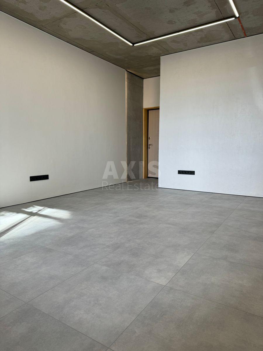 Office vul. Kamianska 127, 27m24