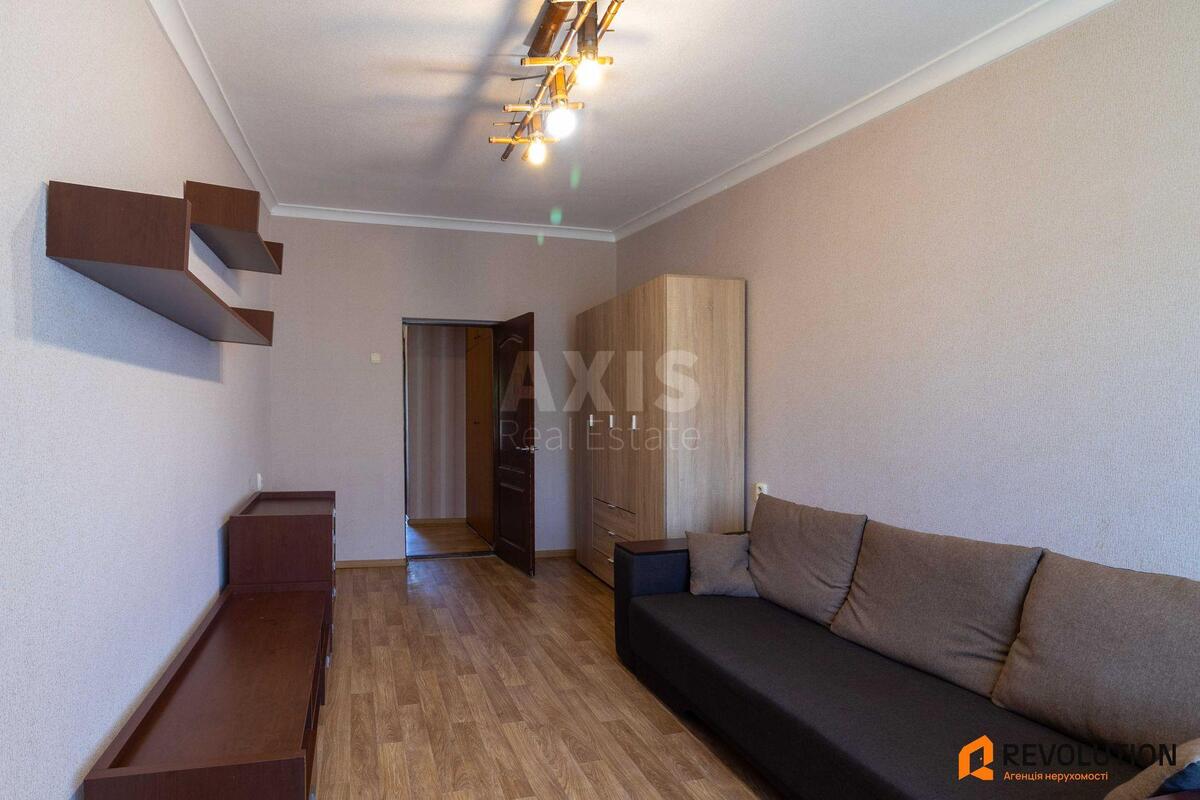 1k apartment vul. Muroms'ka 17/201