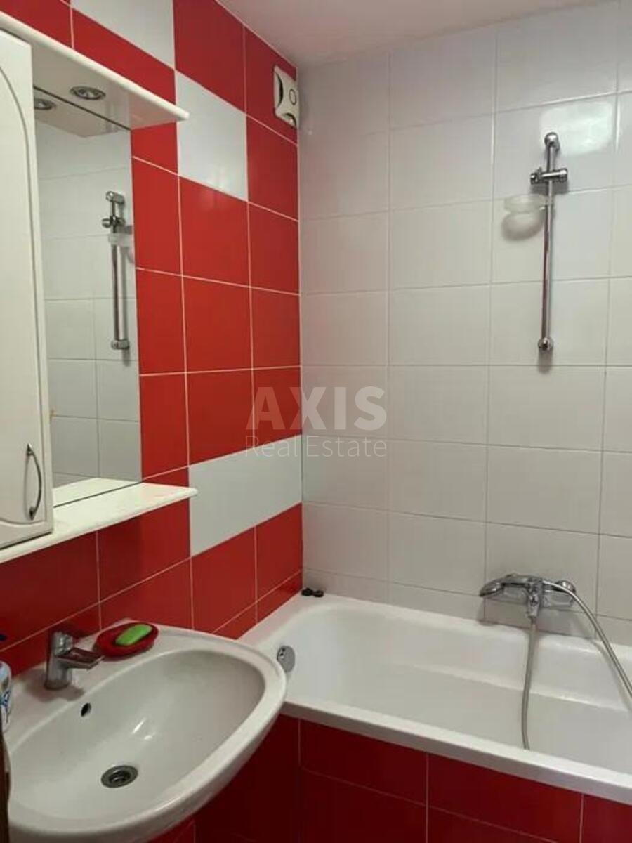 2k apartment vul. Ahmatovoi' Anny 195640510