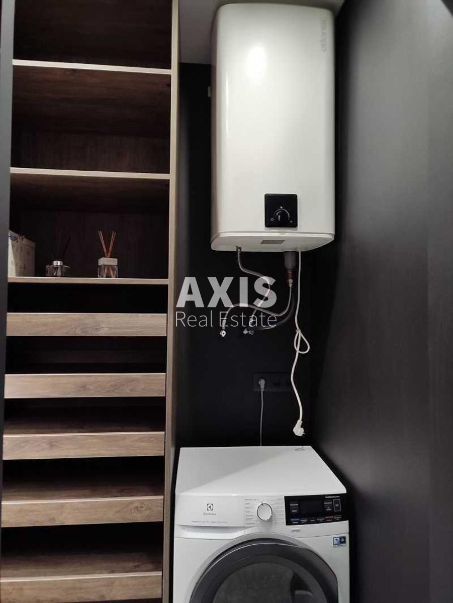 1k apartment vul. L'vivs'ka 15390875