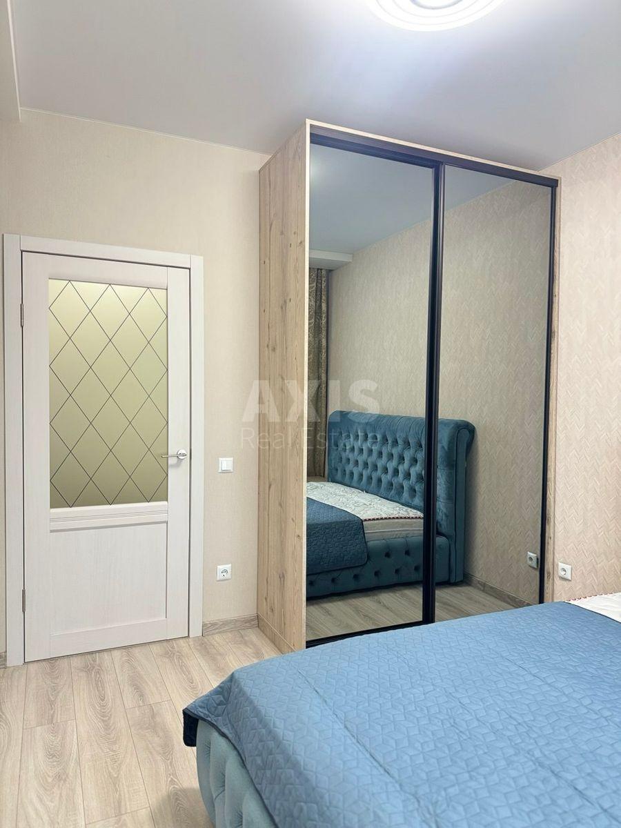 1k apartment vul. Myhajla Maksymovycha 263