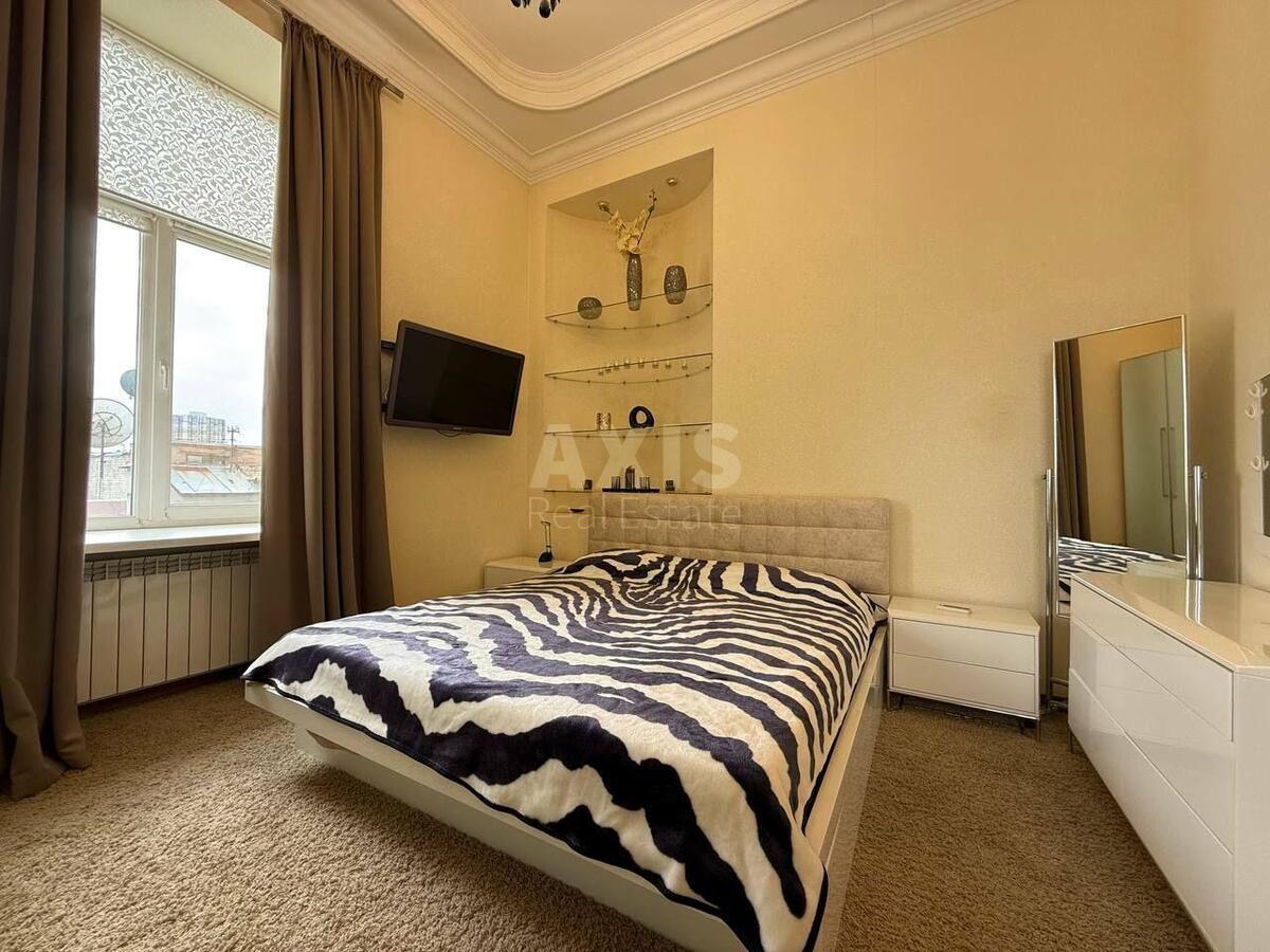 4k apartment vul. Kost'ol'na 85832416