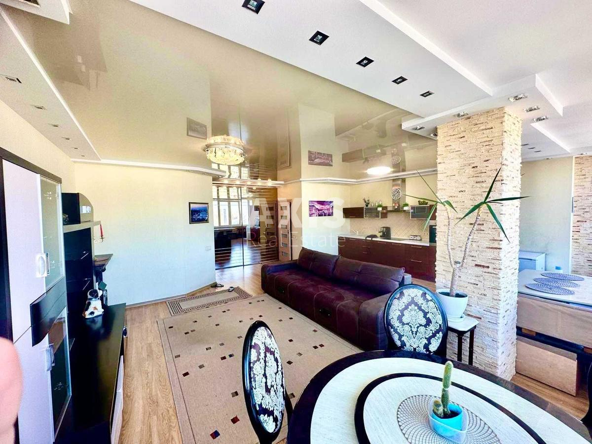 3k apartment vul. Kytai'vs'ka 10А33090