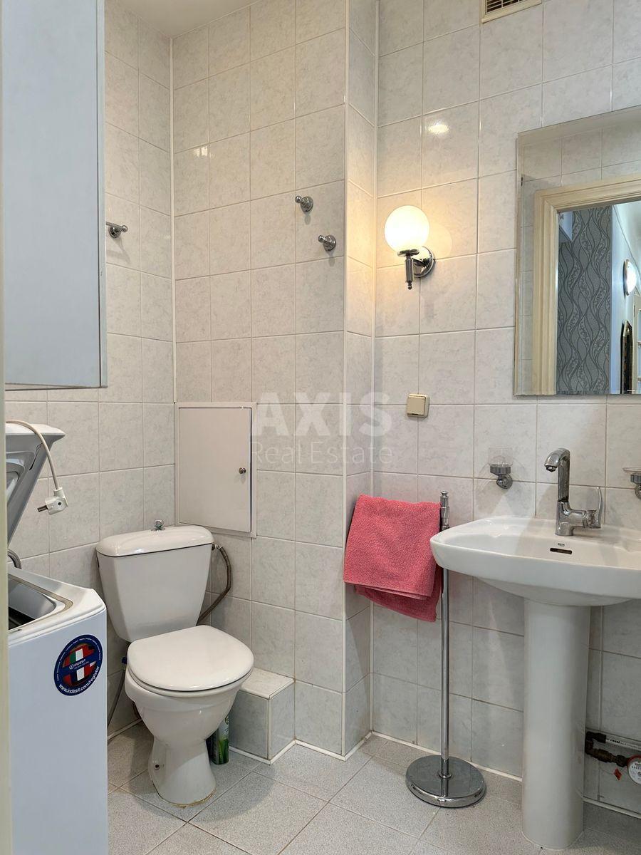 2k apartment vul. Saksagans'kogo 8510