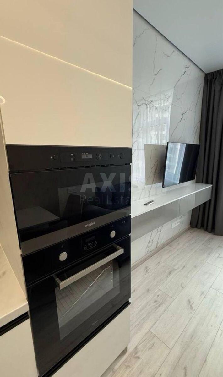 2k apartment vul. Myhajla Maksymovycha 247