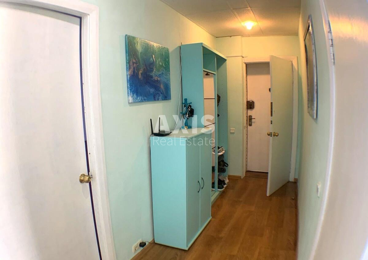3k apartment nab. Rusanivs'ka 61