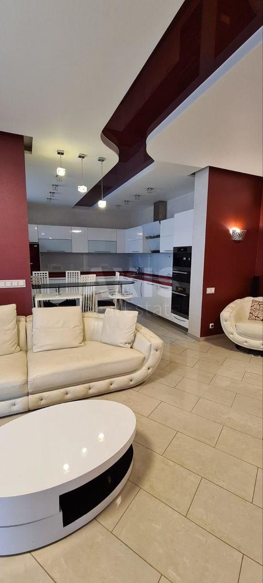 3k apartment vul. Chornovola V'jacheslava 20