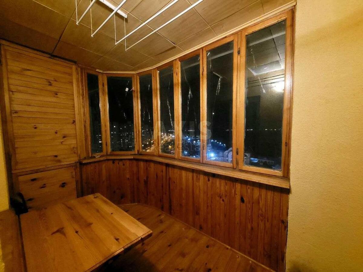 4k apartment pr-t Majakovs'kogo Volodymyra 725