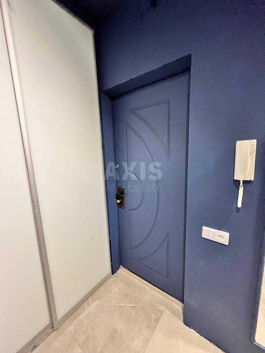 3k apartment vul. Bal'zaka Onore de 55В12