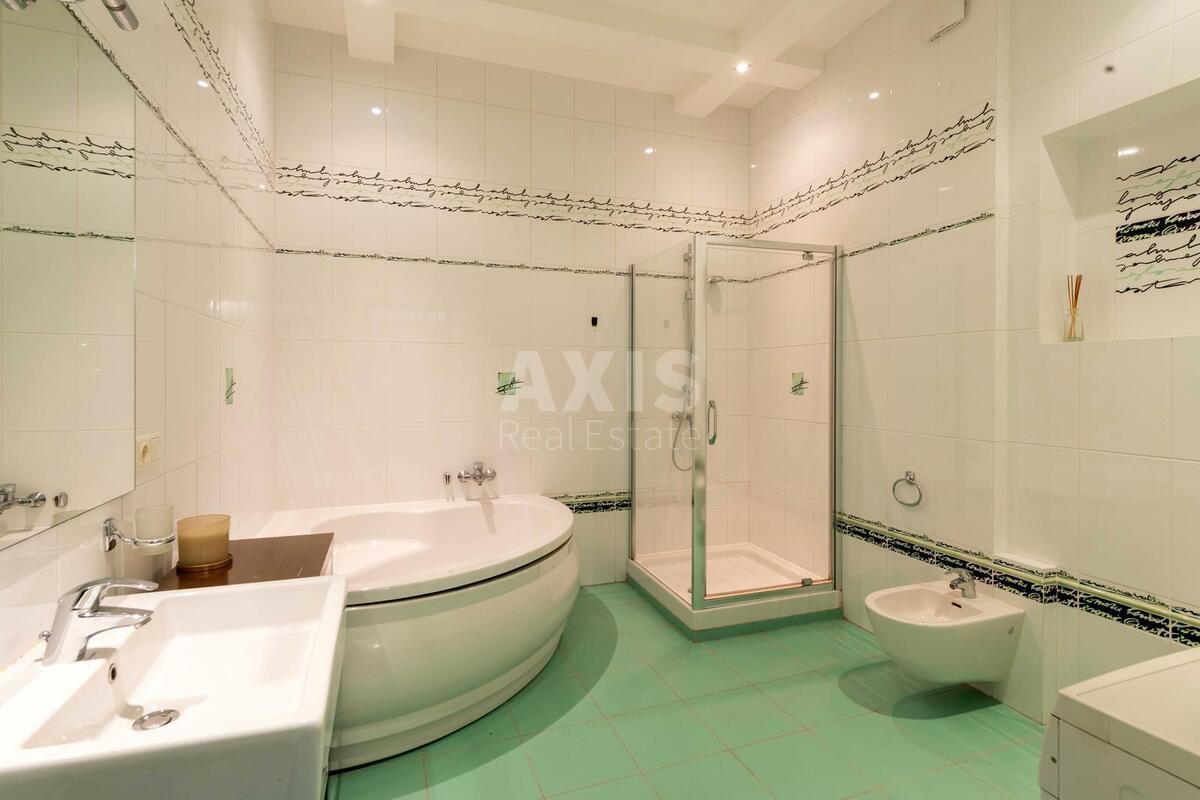 4k apartment vul. Kruglouniversytets'ka 6637441