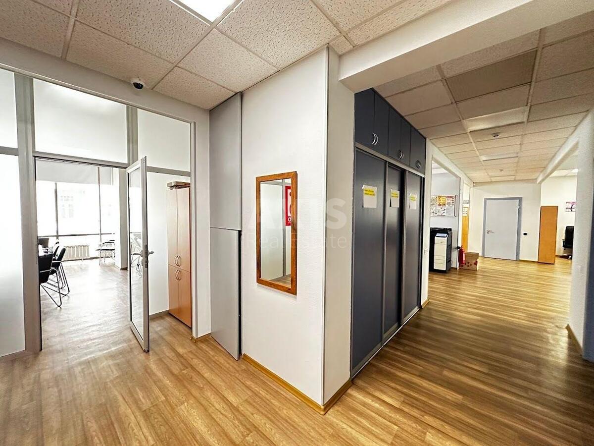 Office vul. Gonchara Olesja 41, 400m210