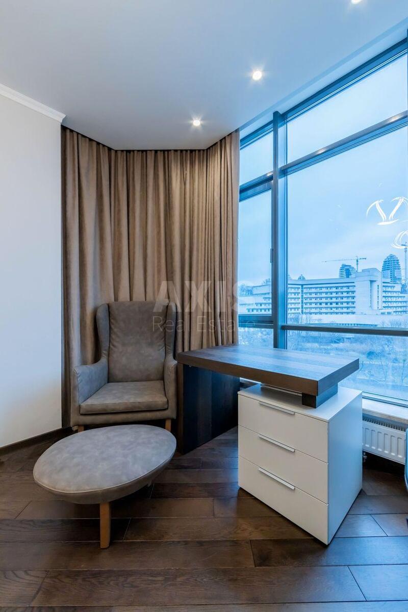 4k apartment vul. Strutyns'kogo Sergija 26401717