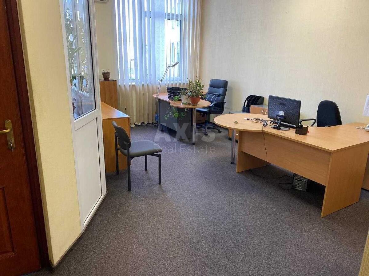 Office vul. Kyrylivs'ka 160, 517m2598909