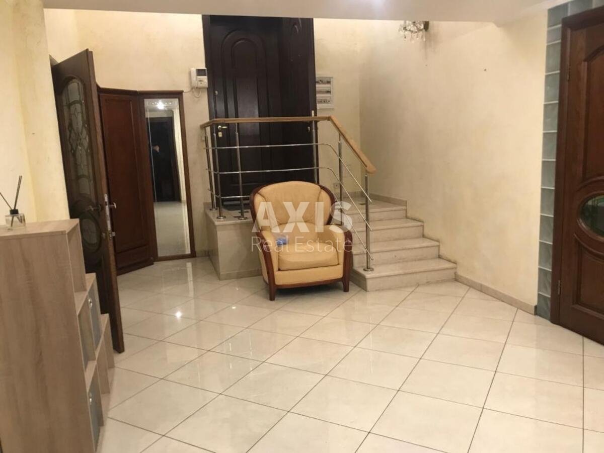5k apartment vul. Panasa Myrnogo 140