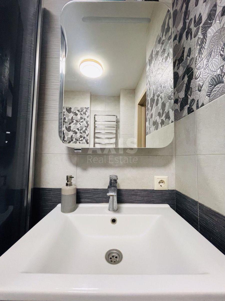 1k apartment vul. Dragomanova 6/110