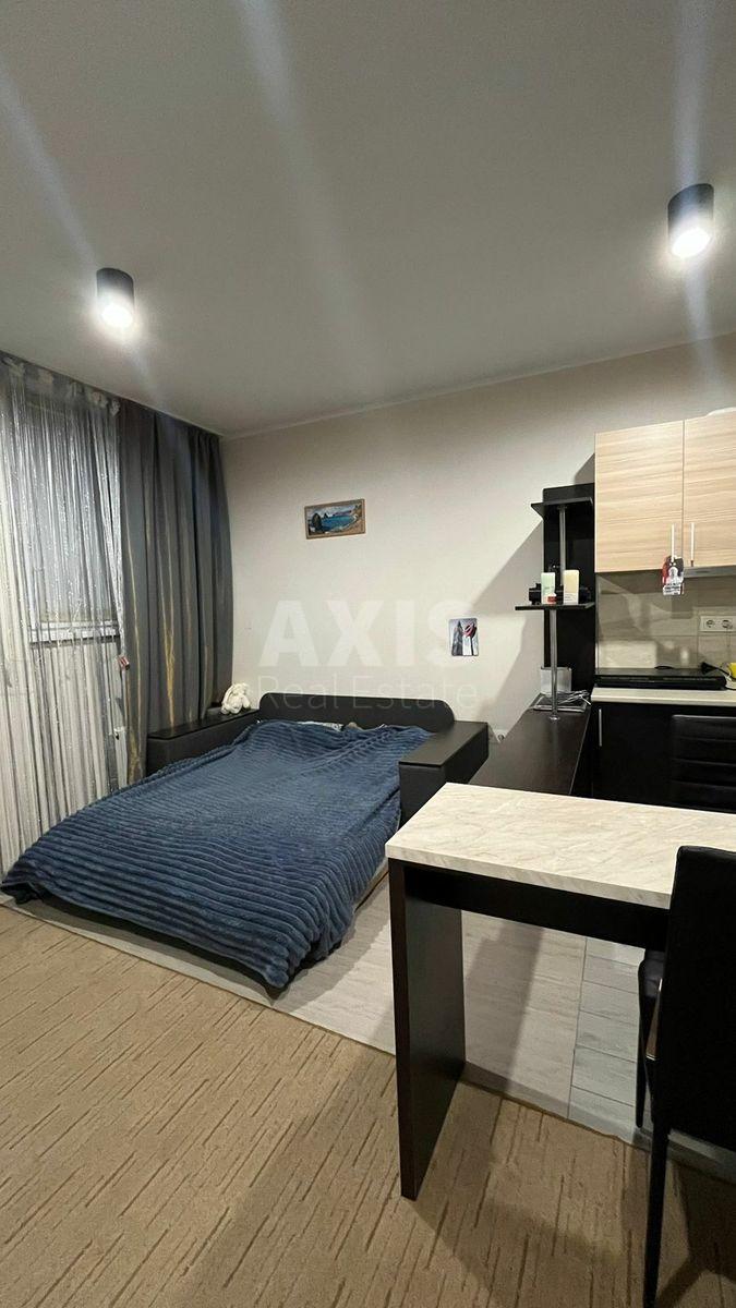 1k apartment vul. Petra Kalnyshevs'kogo 61