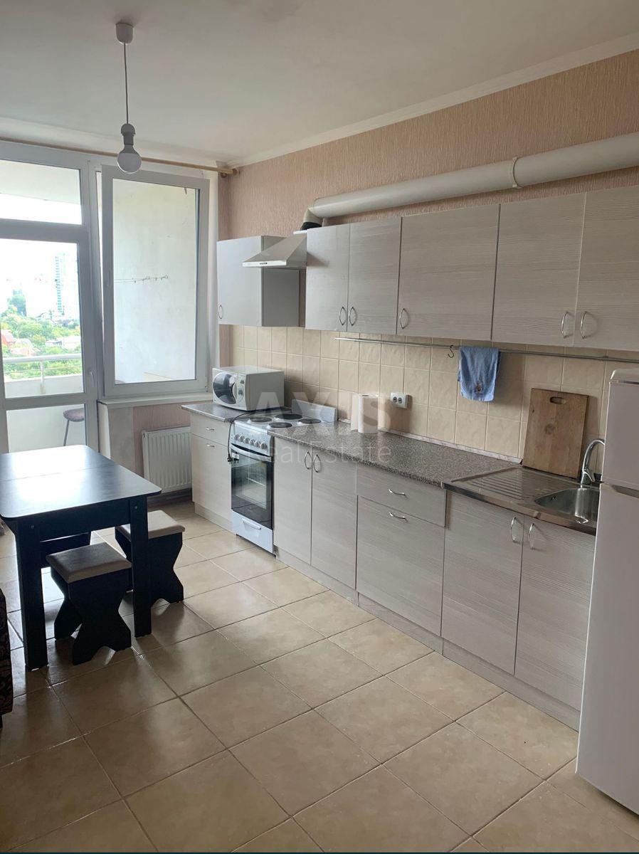 1k apartment vul. Volodymyra Naumovycha 41